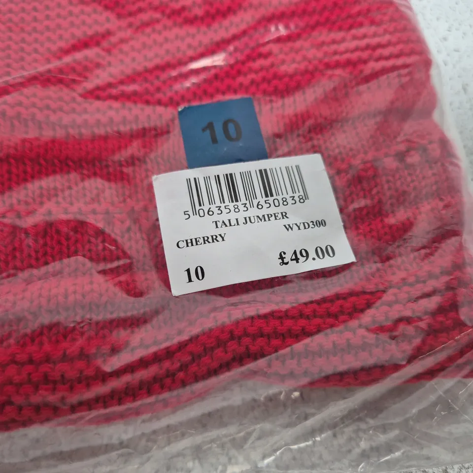 BAGGED CREW CLOTHING COMPANY TALI JUMPER IN CHERRY – UK 10