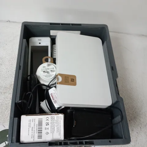 BOX CONTAINING A MIX OF APPROXIMATELY 15 ASSORTED HOUSEHOLD ITEMS INCLUDING CARD MACHINE, ROUTER, TELEPHONE ETC. 