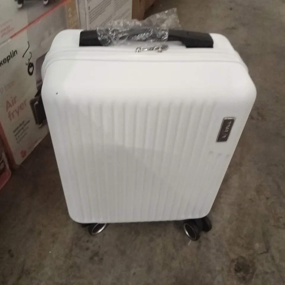 SMALL CABIN CASE WHITE & BLACK
