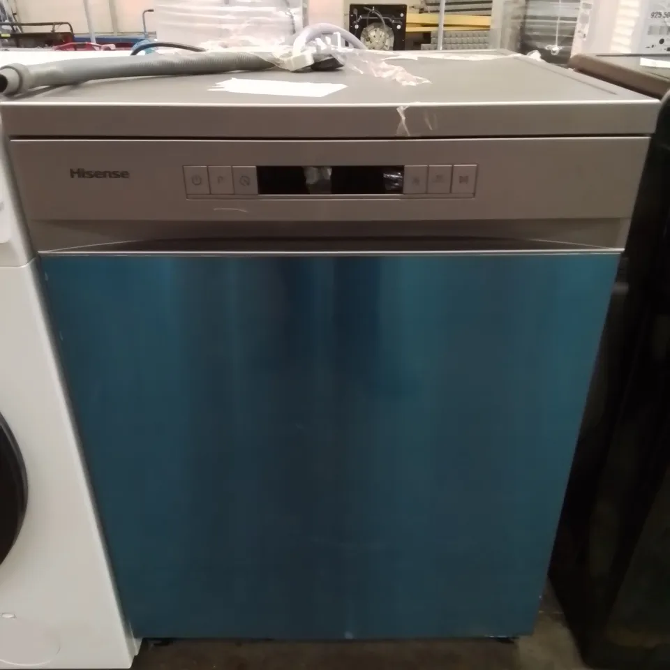 HISENSE HS622E90XUK STANDARD DISHWASHER