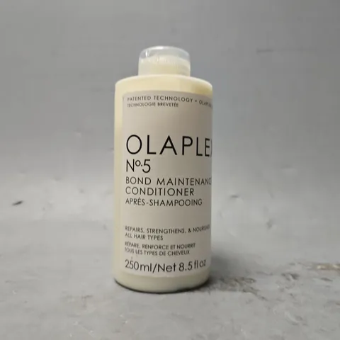OLAPLEX NO. 5 BOND MAINTENANCE CONDITIONER 250ML