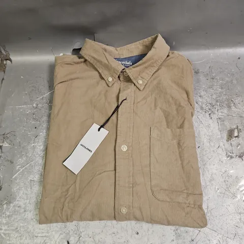 JACK & JONES ESSENTIALS CORDUROY LONG SLEEVE SLIM FIT SHIRT IN CROCKERY SIZE 2XL