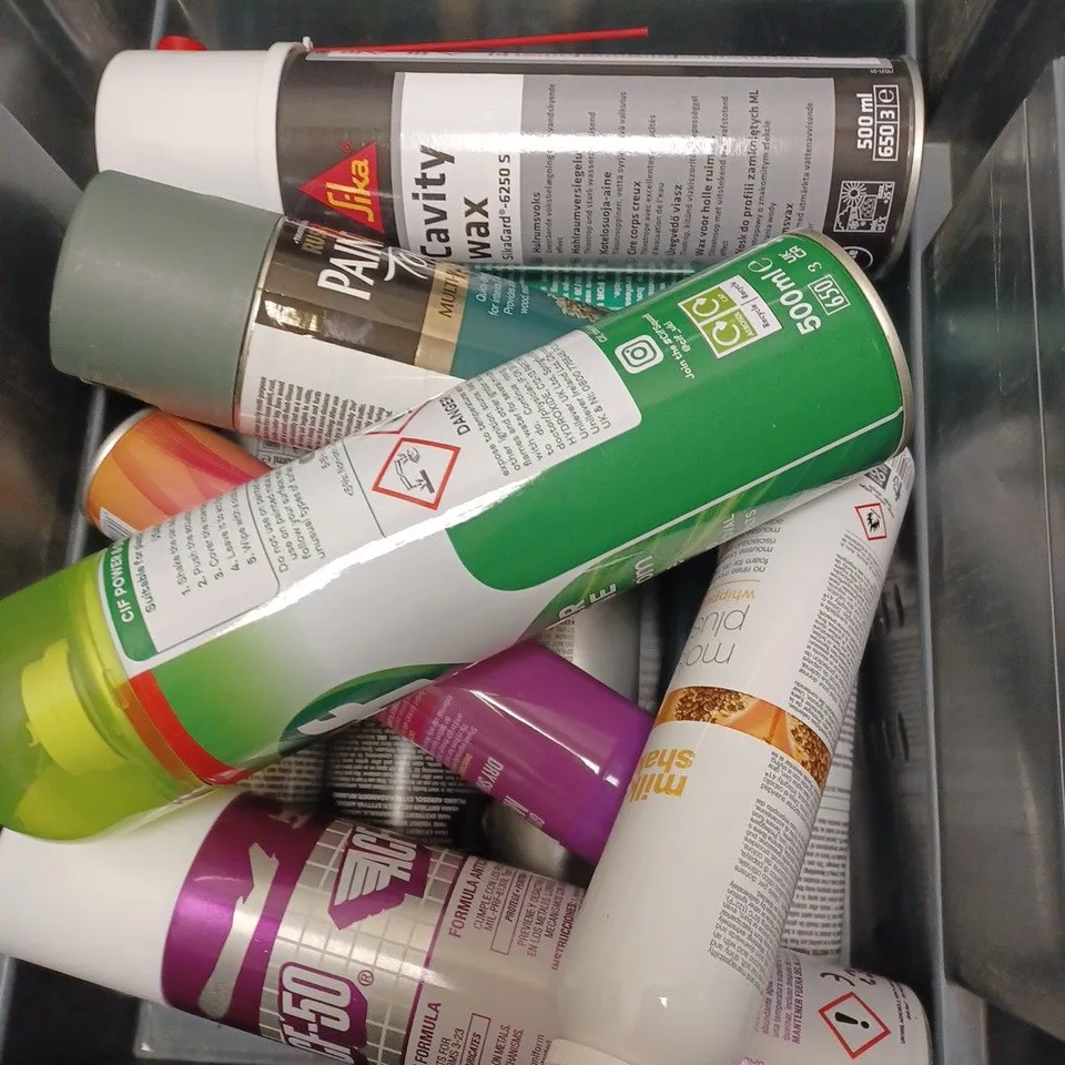 BOX OF APPROX 15 ASSORTED AEROSOLS TO INCLUDE CIF POWER SHINE, MULTIPURPOSE PAINT CAN, MOISTURIZING CREAM ETC