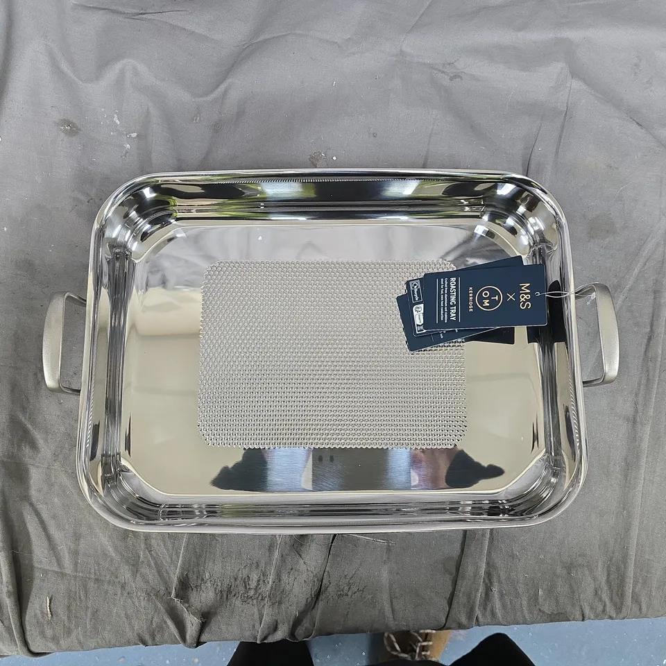 M&S STAINLESS STEEL ROASTING TRAY WITH WIRE RACK – RECTANGULAR 