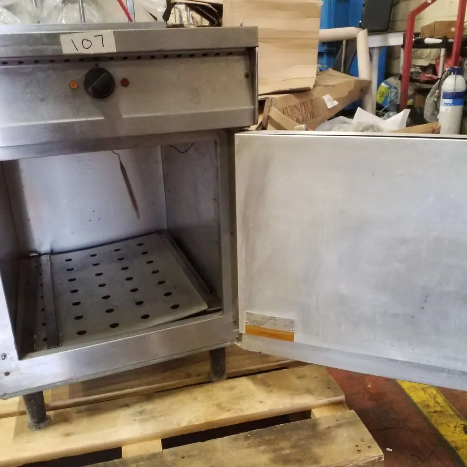 FALCON CATERING EQUIPMENT 1-DOOR HOT CABINET