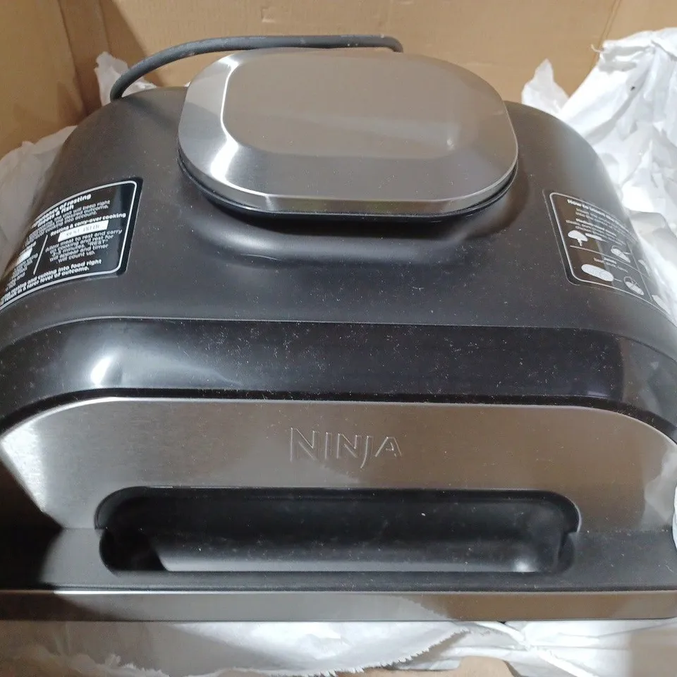 BOXED NINJA FOODI MAX HEATH GRILL & AIR FRYER
