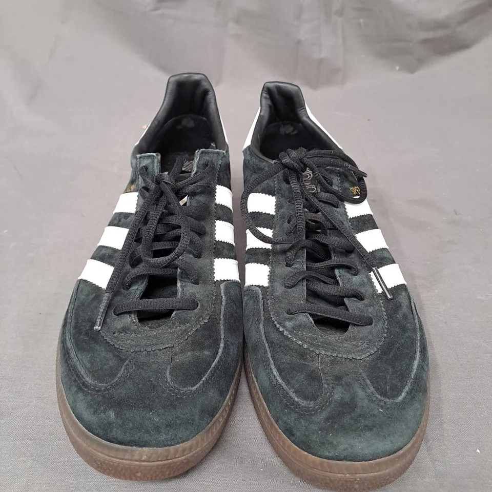 PAIR OF ADIDAS SPEZIAL TRAINER SIZE 9 