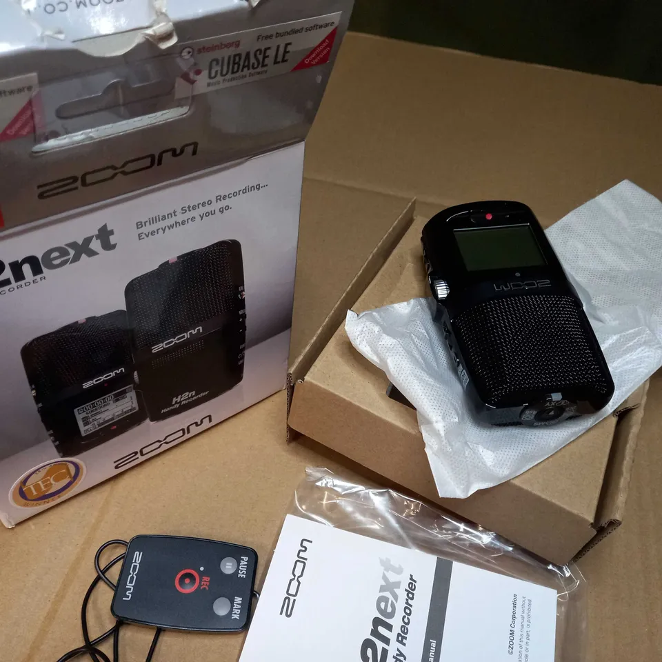 BOXED H2NEXT ZOOM RECORDER