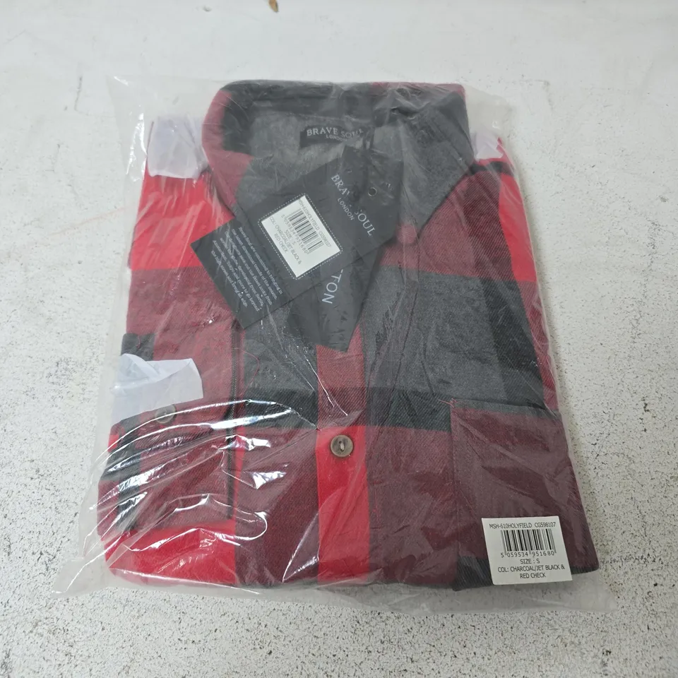 BAGGED BRAVE SOUL CHECK COTTON FLANNEL LONG SLEEVE SHIRT IN RED/BLACCK CHECK - SMALL