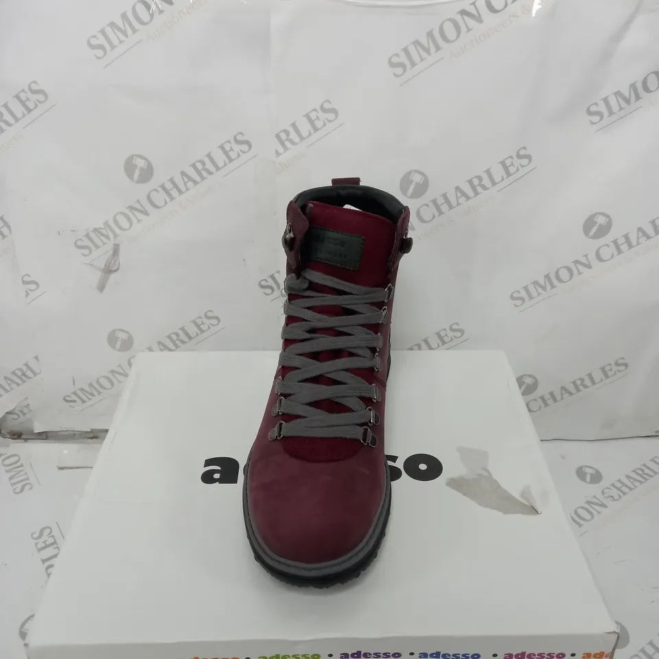 BOXED PAIR OF ADESSO WATERPROOF HIKING BOOTS DRY ROSE SIZE 6 