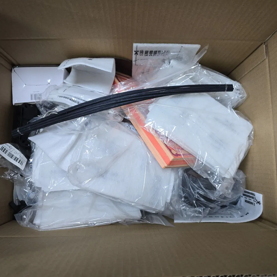 BOX OF APPROXIMATELY 20 ASSORTED HOUSEHOLD ITEMS TO INCLUDE MICROFILTERS, RITUALS ROOM SPRAY AND A SOCKET SET