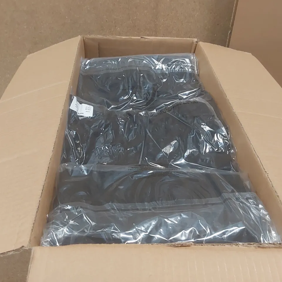 BOX CONTAINING APPROXIMATELY 15x BRAND NEW JD WILLIAMS BLACK PLEAT SKIRTS - SIZE 22