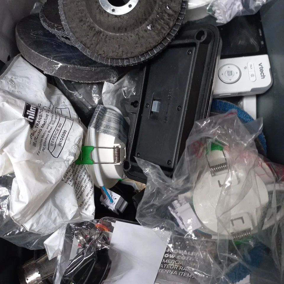 APPROXIMATELY 15 ASSORTED HOUSEHOLD PRODUCTS TO INCLUDE AMTECH PADLOCK, CISIVIS CUTTING WHEEL AND MASONRY & CONCRETE FITTINGS