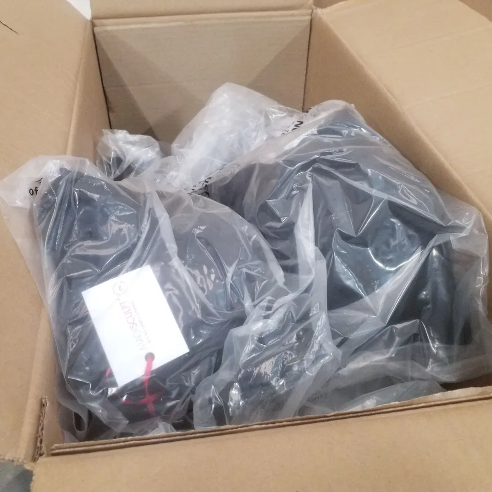 BOX CONTAINING APPROXIMATELY 16 BRAND NEW MAGISCULPT BLACK BODYSUITS - SIZE 42C