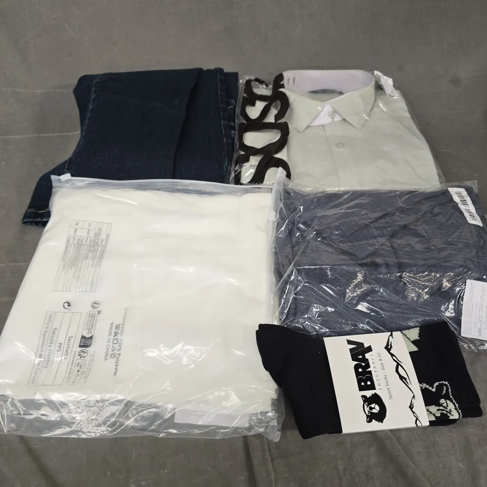 APPROXIMATELY 25 ASSORTED CLOTHING AND FASHION PRODUCTS IN VARIOUS STYLES AND SIZES - COLLECTION ONLY