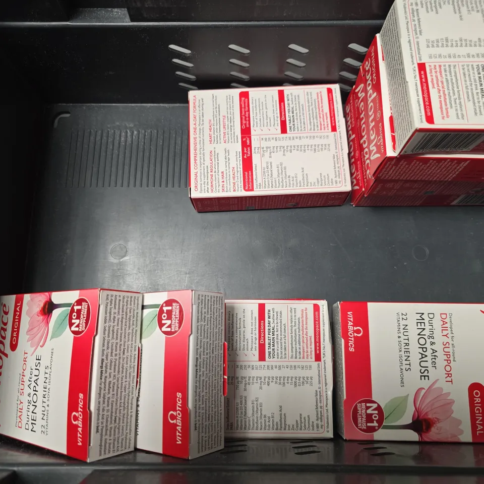 APPROXIMATELY 8 ASSORTED FOOD ITEMS TO INCLUDE - MENOPACE DAILY SUPPORT , SWEETBIRD SAMPLE PODS 