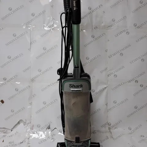 SHARK STRATOS UPRIGHT VACUUM CLEANER NZ860UK