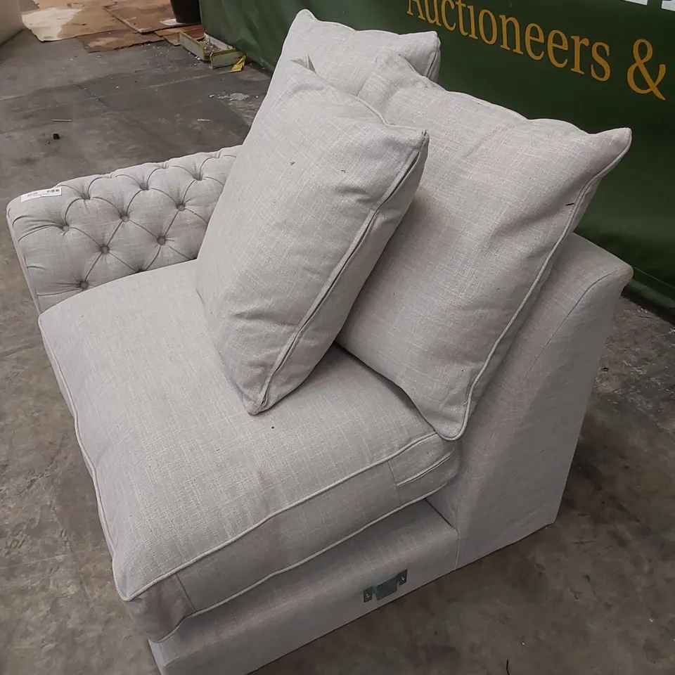 DESIGNER FABRIC UPHOLSTERED SOFA PART WITH CUSHIONS - INCOMPLETE SOFA PIECE 