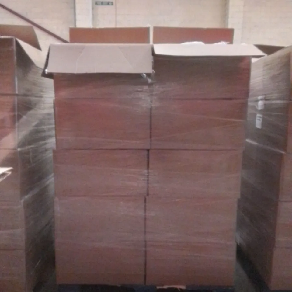 PATTET CONTAINING LARGE QUANTITY OF PARTY ITEMS TO INCLUDE, PARTY CUTLERY, PARTY WALL DECORATIONS, PARTY/BIRTHDAY CANDLES ETC