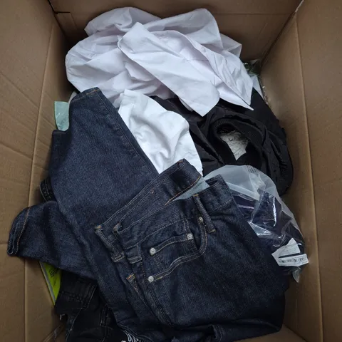 LARGE BOX OF APPROXIMATELY 25 ASSORTED CLOTHING ITEMS IN VARIOUS COLOURS, STYLES AND SIZES - COLLECTION ONLY