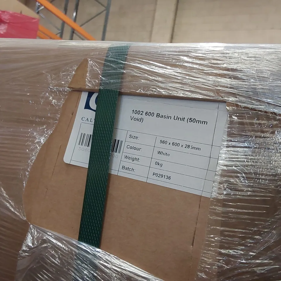 PALLET CONTAINING A LARGE ASSORTMENT OF BATHROOM FURNITURE PARTS INCLUDING: CALYPSO BASIN UNITS ECT
