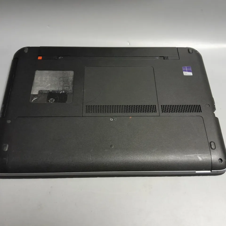 UNBOXED HP PROBOOK WINDOWS 8 BLACK/SILVER