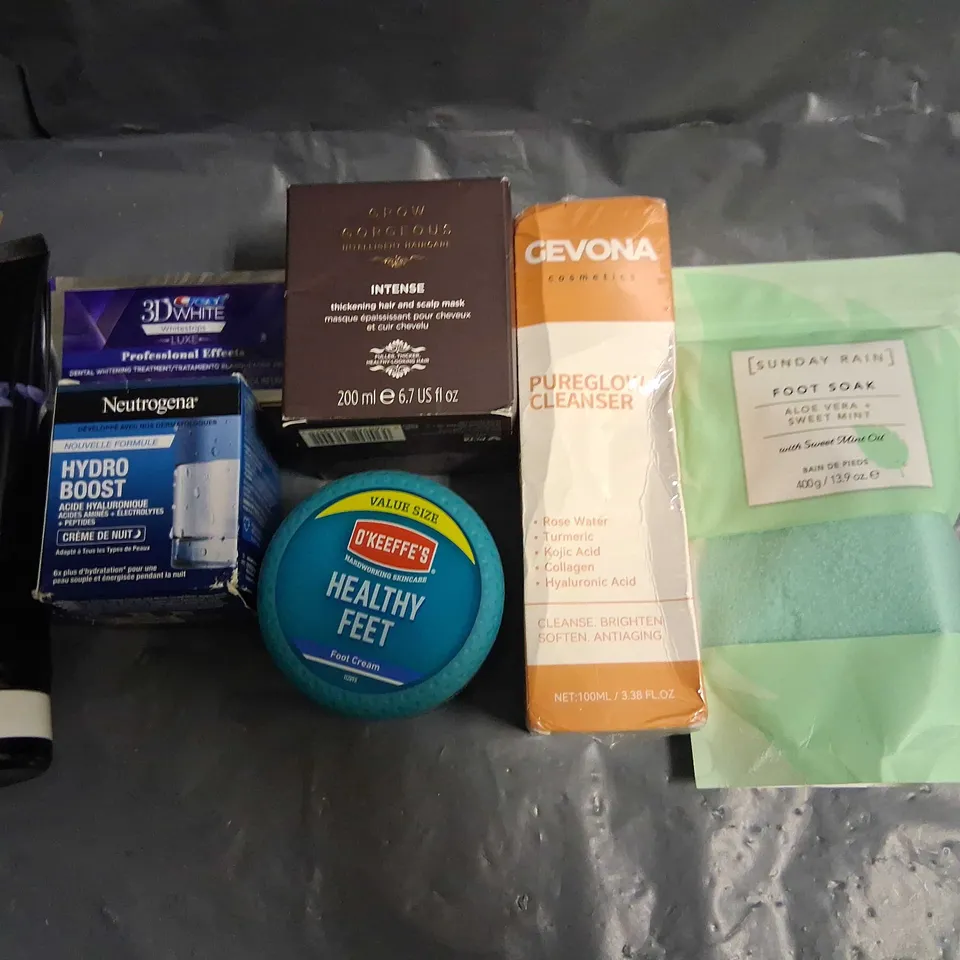 APPROXIMATELY 20 ASSORTED HEALTH AND BEAUTY PRODUCTS TO INCLUDE; SUNDAY RAIN, GEVONA, GROW GORGEOUS AND O'KEEFES