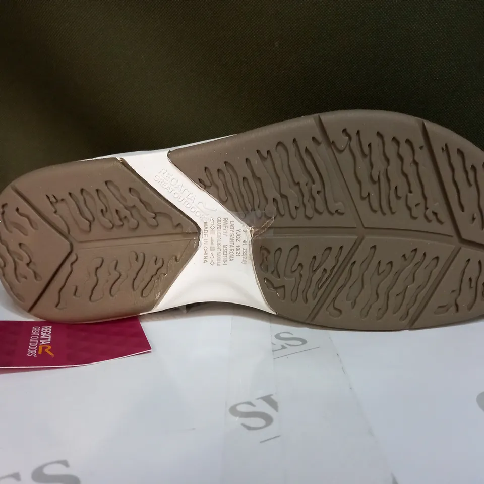 REGATTA LADY ROMA SANDALS SIZE 7