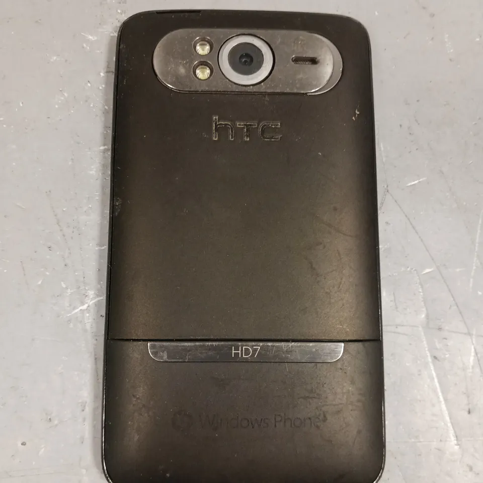 HTC HD7 SMARTPHONE 
