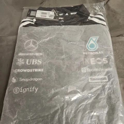 ADIDAS POLO SHIRT – MERCEDES-AMG PETRONAS F1, BLACK/WHITE, XL
