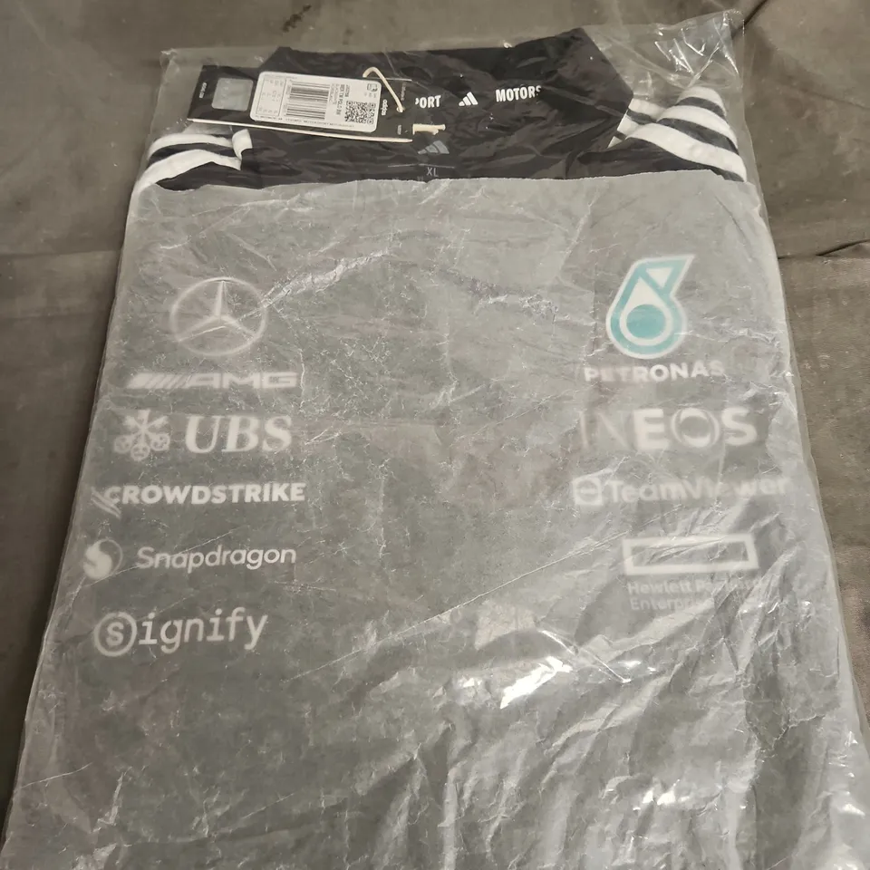 ADIDAS POLO SHIRT – MERCEDES-AMG PETRONAS F1, BLACK/WHITE, XL