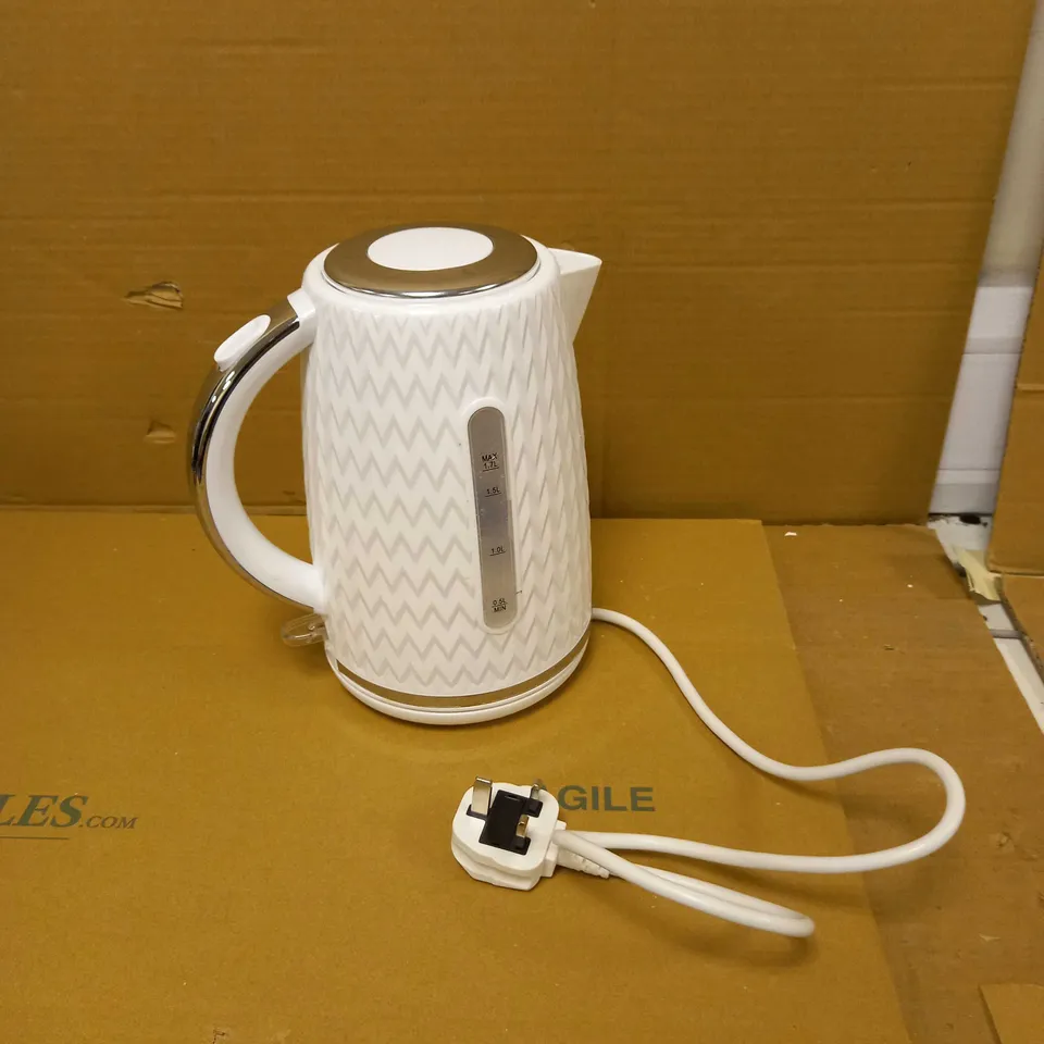 ZANUSSI CORDLESS KETLE - WHITE 
