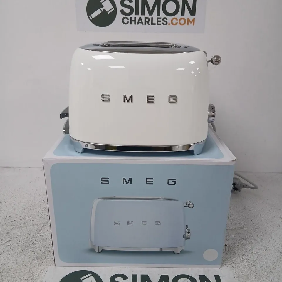 SMEG TSF03WHUK WHITE 4-SLICE TOASTER – BOXED