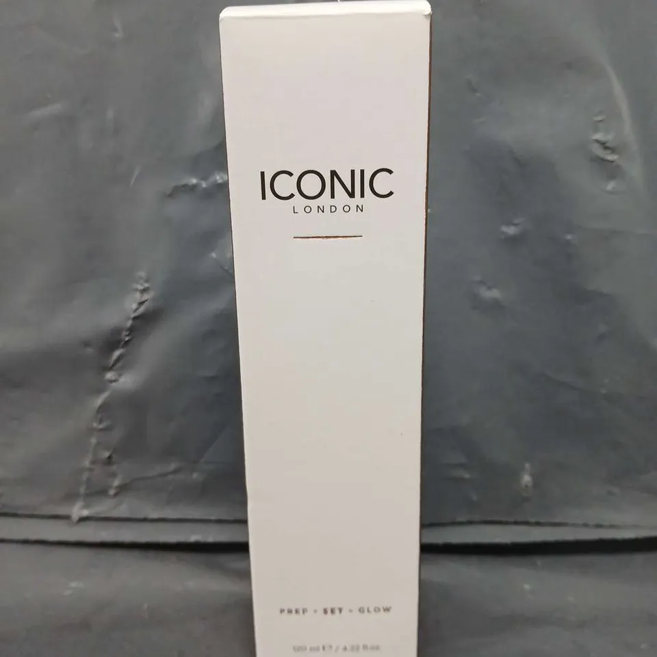 BOXED ICONIC LONDON PREP SET GLOW (120ML)