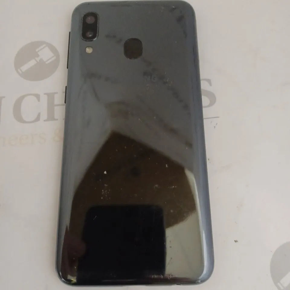 SAMSUNG GALAXY A20E MOBILE PHONE
