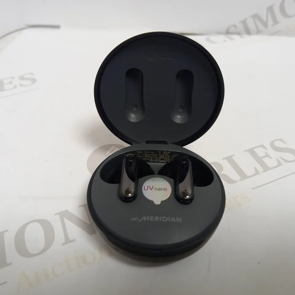 LG TONE FREE UFP9 PLUG WIRELESS EARBUDS RRP £199