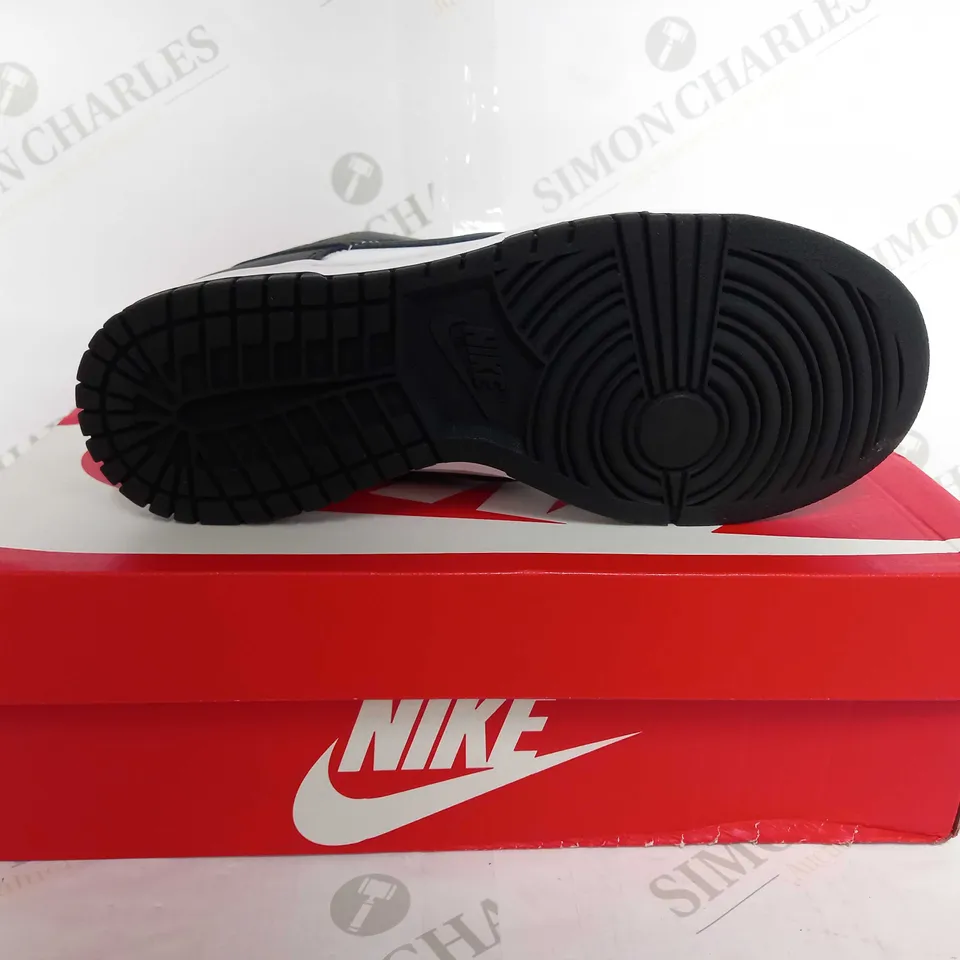 NIKE PANDA DUNK LOWS WOMENS - UK 5.5