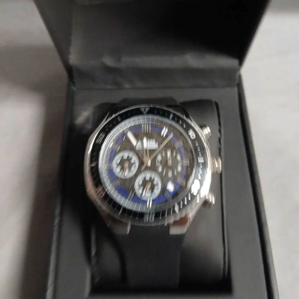 VICKERS ARMSTRONG LIMITED EDITION HAND-ASSEMBLED AEROMARK QUARTZ WATCH