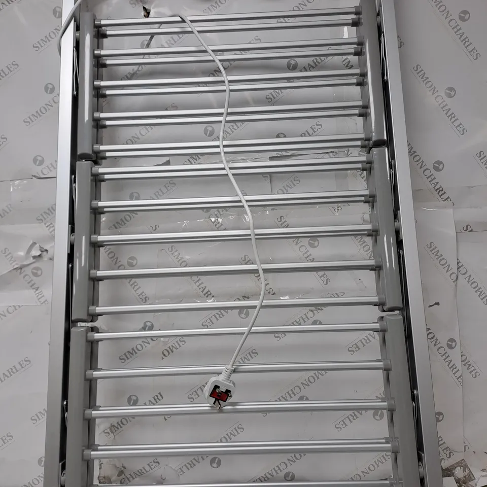 BOXED INDOOR HEATED AIRER 
