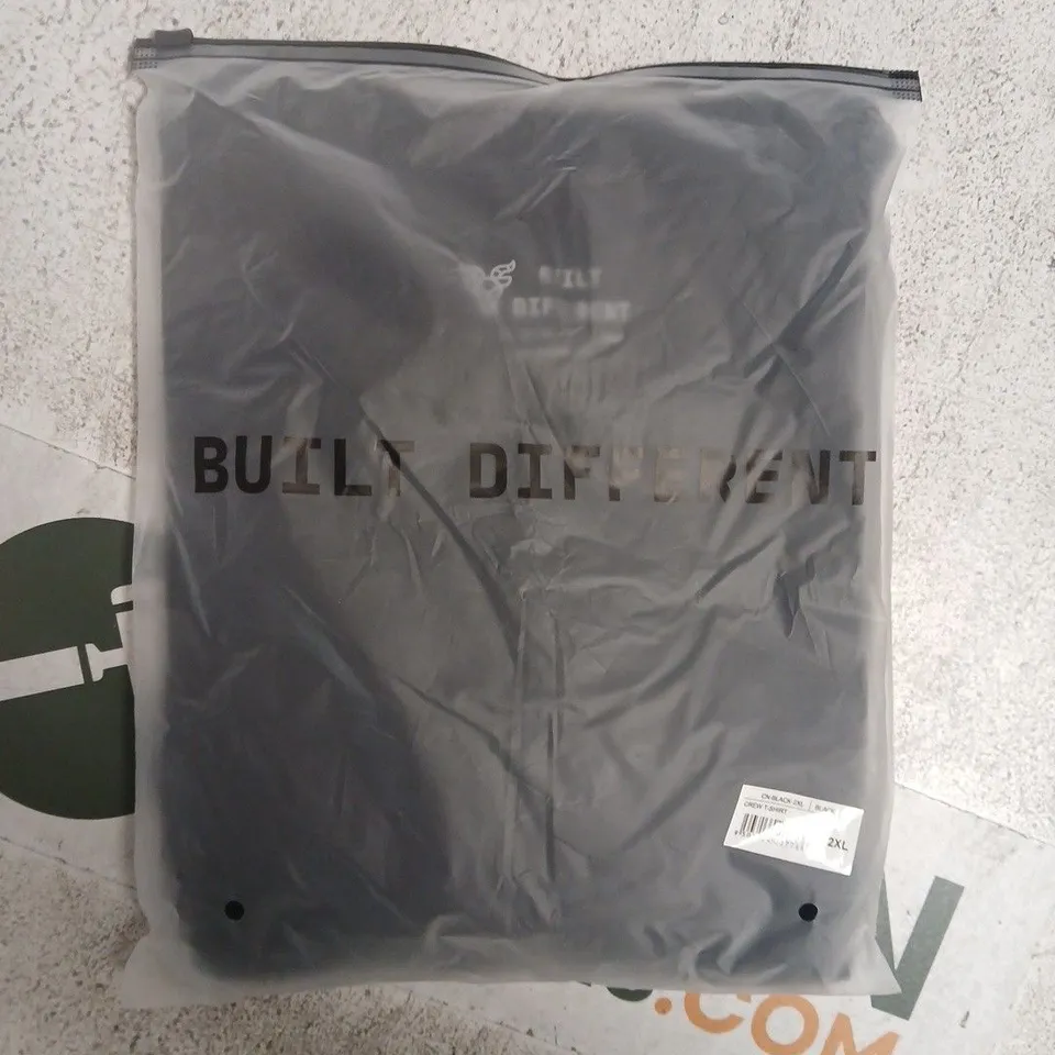 BAGGED BUILT DIFFERENT CREW T-SHIRT IN BLACK SIZE 2XL