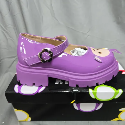 BOXED PAIR OF KOI TINKY WINKY TELETUBBIES KIDZ MARY JANES IN PURPLE - SIZE UK13K