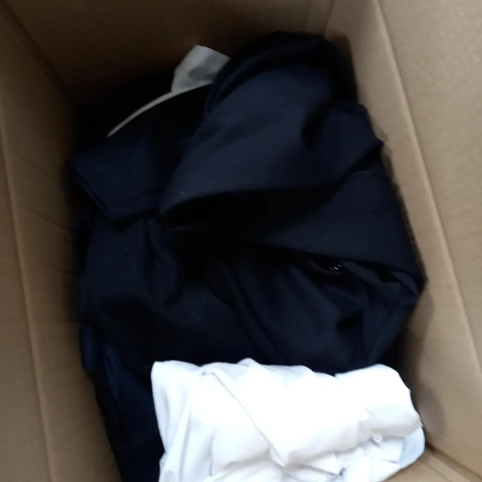 BOX OF APPROXIMATELY 10 CLOTHING ITEMS TO INCLUDE LEVI TOP, PANTS, JUMPERS