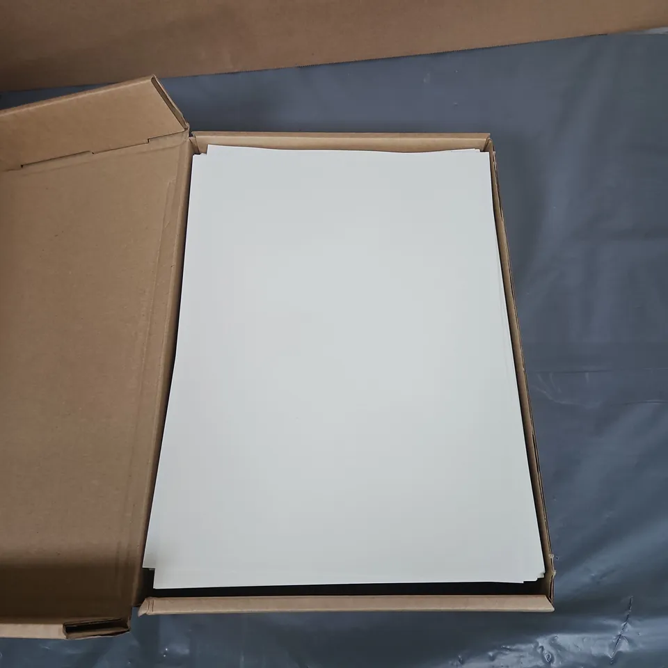 PAPERMILL DIRECT IVORY PAPER HAMMERED 120GSM, A4, 10 SHEETSX100