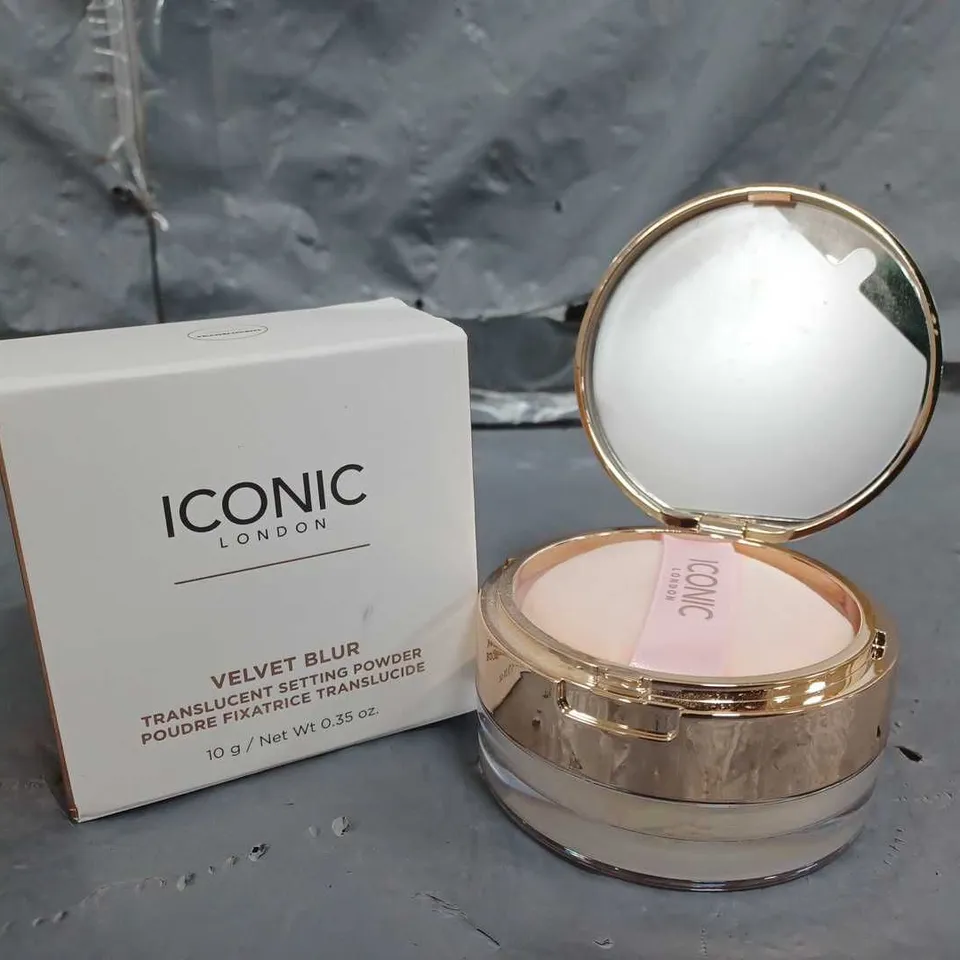 ICONIC LONDON VELVET BLUR TRANSLUCENT SETTING POWDER