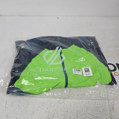 APPROXIMATELY 16 BRAND NEW REGATTA ASSIMILATE III CORE STRETCH JACKETS - M
