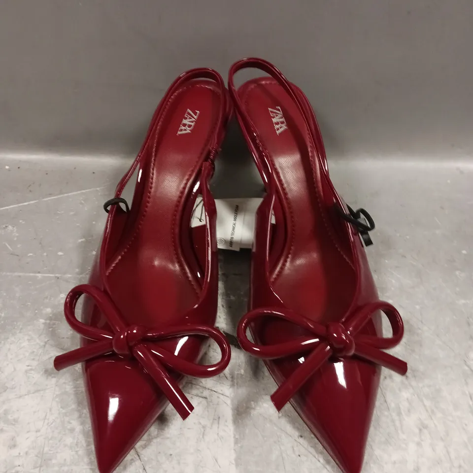 PAIR OF ZARA SLIP ON HEEL SHOES IN RED - 3