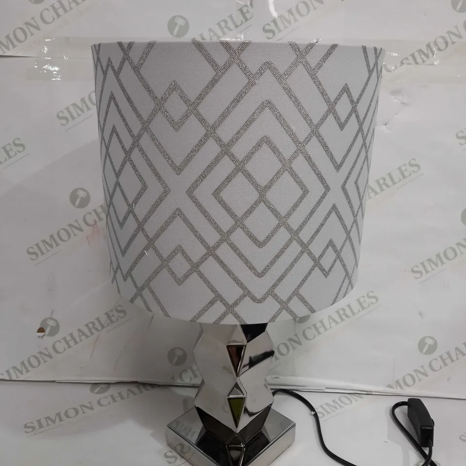 JM BY JULIEN MACDONALD CERAMIC TABLE LAMP
