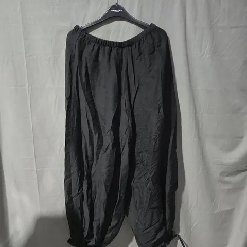 ZARA BLACK WOMENS PANTS UK MEDIUM 