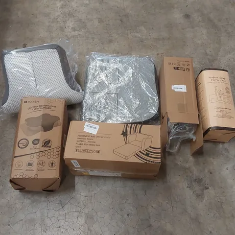 PALLET CONTAINING A VERY LARGE QUANTITY OF ASSORTED PILLOWS AND RELATED BEDDING/COMFORT PRODUCTS ECT
