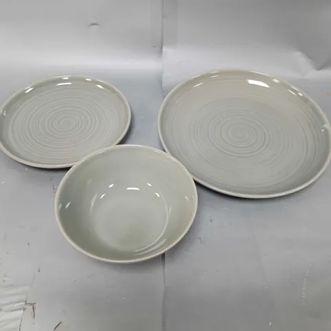 12 PIECE DINNER SET X4 OF EACH ITEM